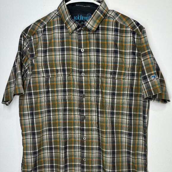 Kuhl Plaid Eluxur Button Down Short Sleeve Shirt Men's Size Medium - Picture 1 of 3